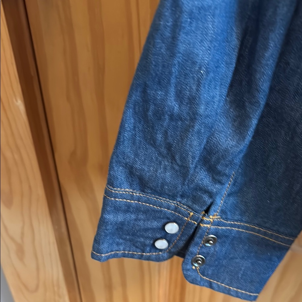 Women's Blue Denim Button Down Shirt - Picture 6 of 14